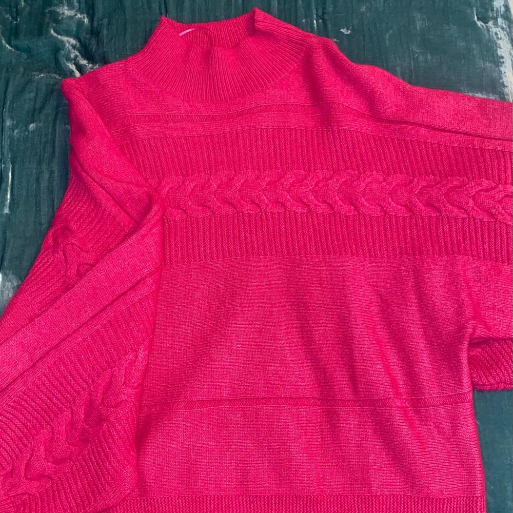PINK OVERSIZED SWEATER size S/M